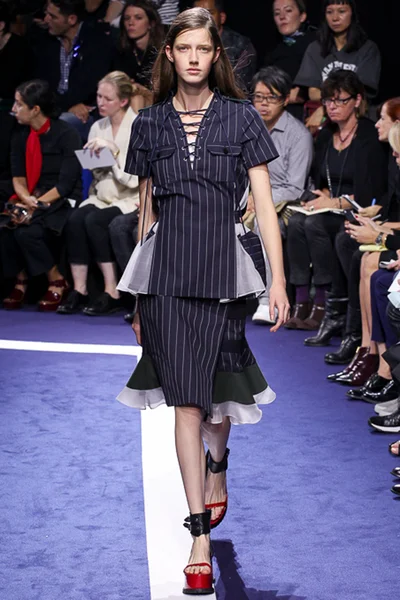 Look 39